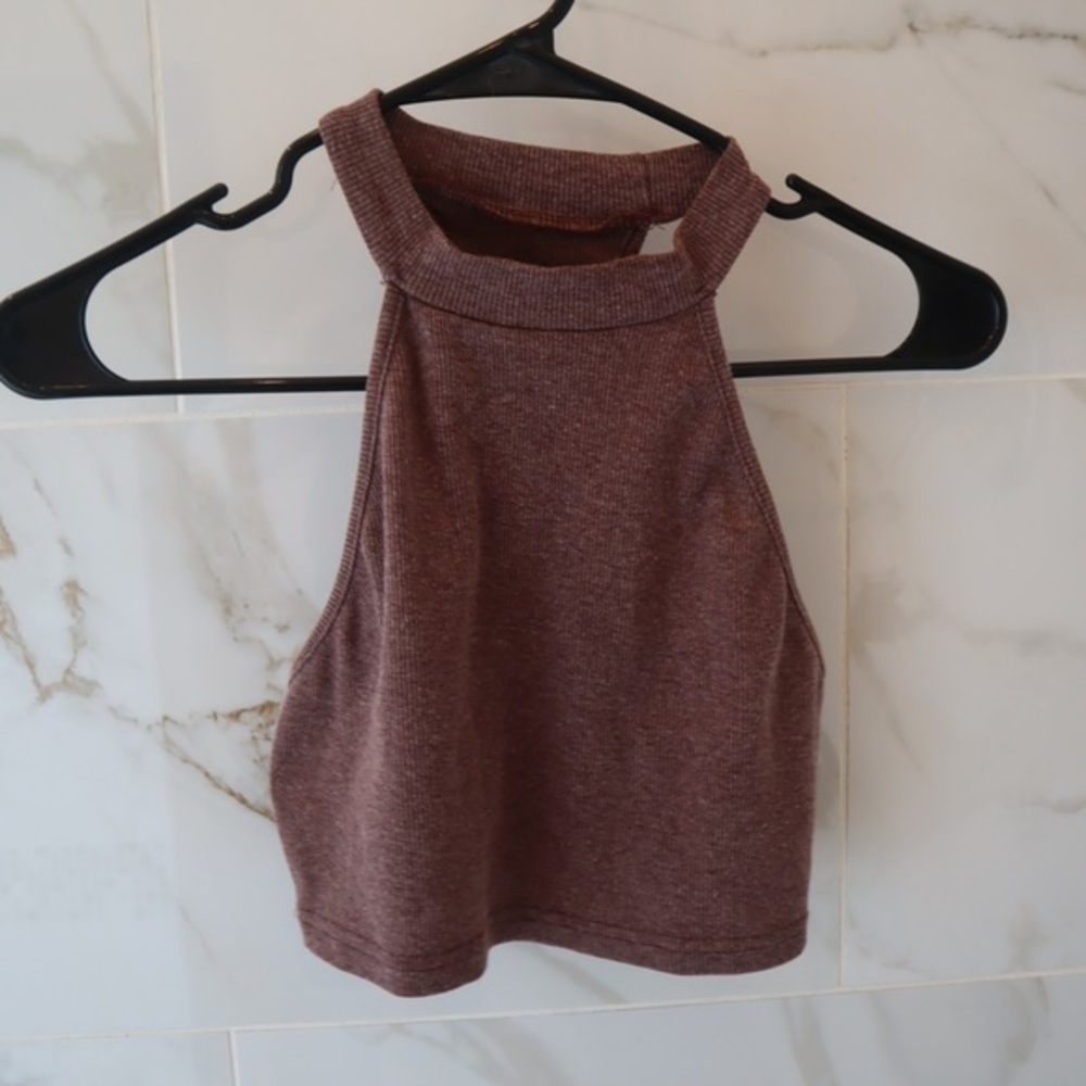 AMAZON | HIGH NECK CROP TOP‎